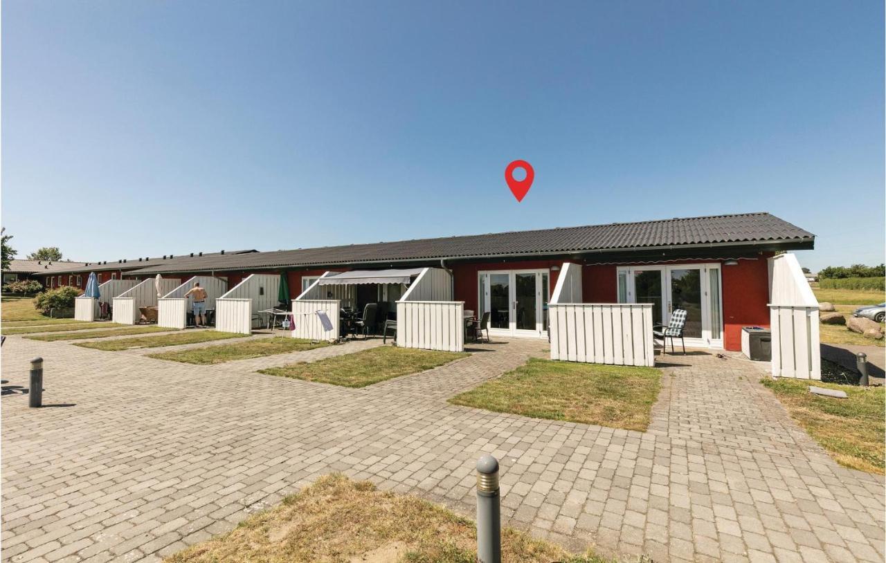 Dams Pa Bakken Apartment Akirkeby Luaran gambar